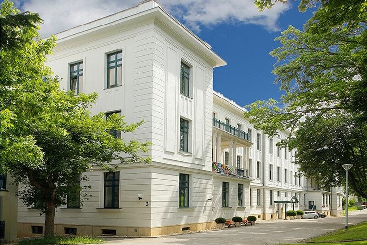 Afiliasi ke Sekolah Internasional Singapura, Pesantren di Pelosok Jawa Timur Ini Rupanya Didirikan oleh…