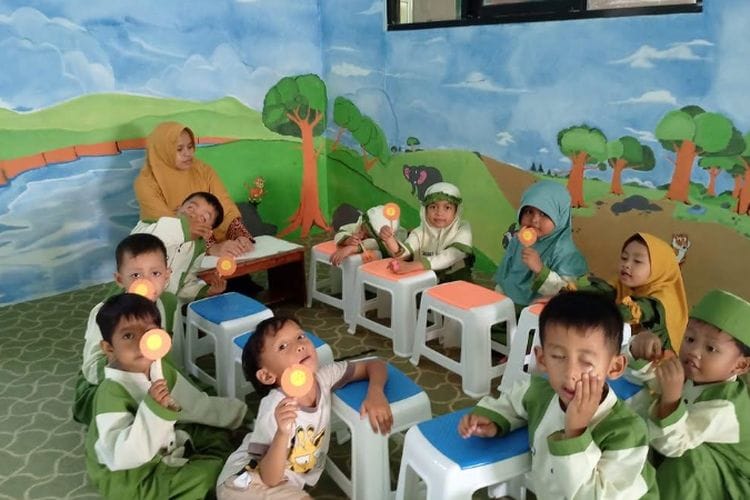 Program Baru Kemendikdasmen-Kemendes Bisa Buka Peluang Kerja untuk Guru PAUD-TK, Begini Aturannya