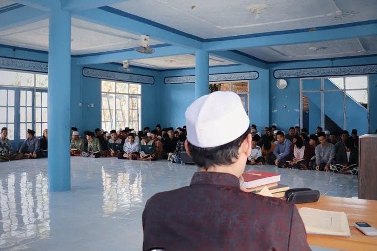 Kisah Unik Pesantren Metal di Cilacap yang Ternyata Dihuni Mantan Preman Jawa Tengah