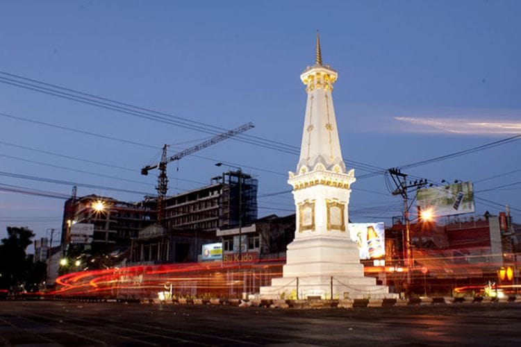 Jaksel Sungkem Dulu dengan Yogyakarta, Ini 10 Kota Gudangnya Orang Pintar di Jawa, Calon Mantu Idaman Ngumpulnya di Sini