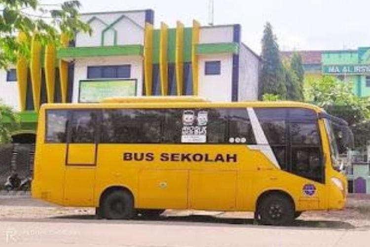 5 Kota di Jawa Timur Ini Fasilitasi Pelajar dengan Bus Sekolah Gratis, Daerahmu Ada?