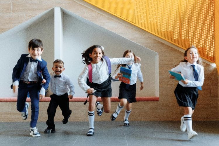 Kalahkan Malaysia, Tingkat Akses Pendidikan Dasar Anak Indonesia Sentuh 97,9%: Tertinggi se-ASEAN?