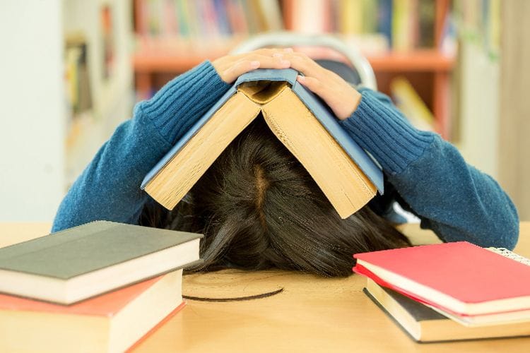 5 Tips Mencegah Burnout Mahasiswa Tingkat Akhir, Begini Caranya
