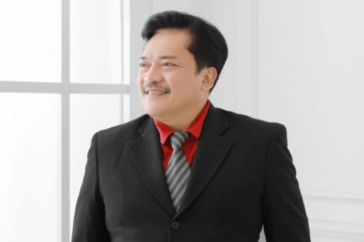 Miliki Harta 29,1 Miliar dan Wuling Air EV, Robby Hernawan Dijuluki Wali Kota Terkaya se-Jawa Tengah