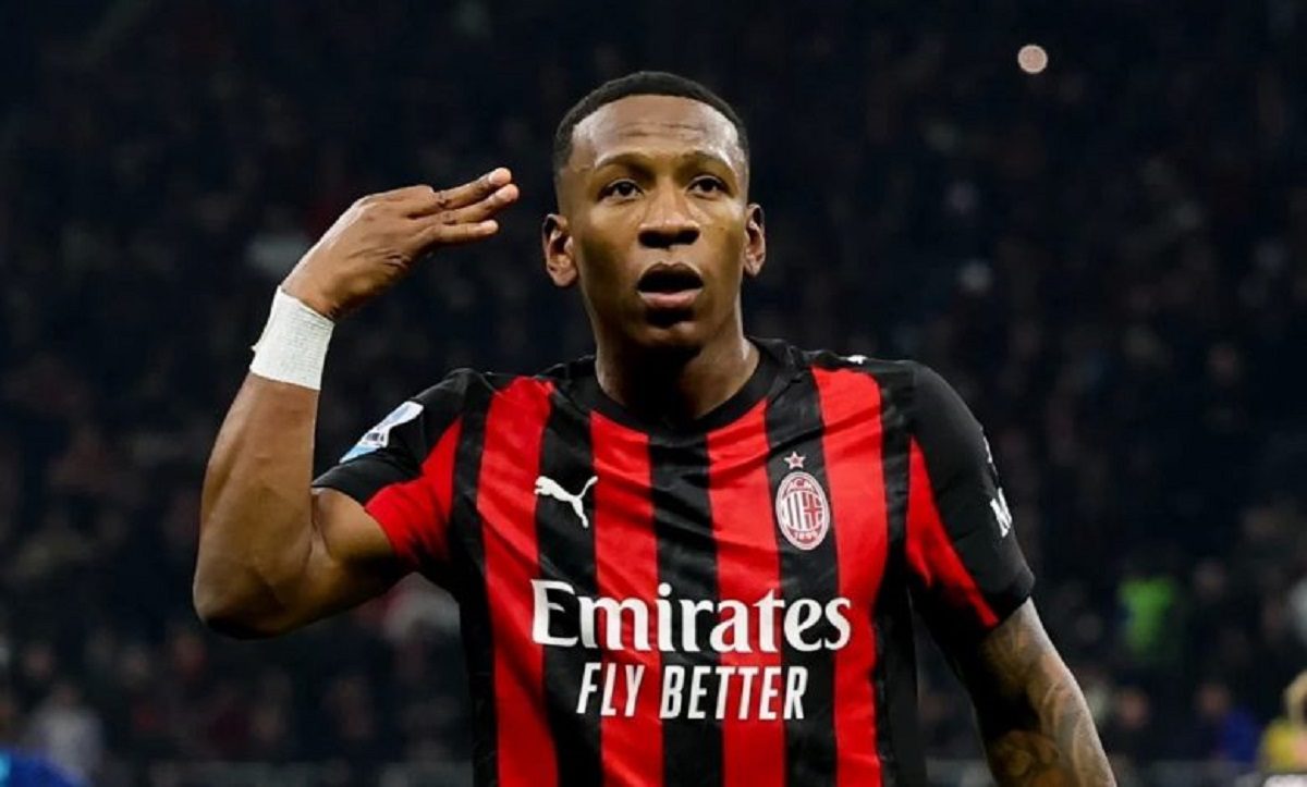 Aston Villa Capai Kesepakatan Rp 310,7 Miliar dengan AC Milan untuk Pervis Estupinan